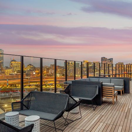 Cambria Hotel Boston Downtown - Seaport Bagian luar foto