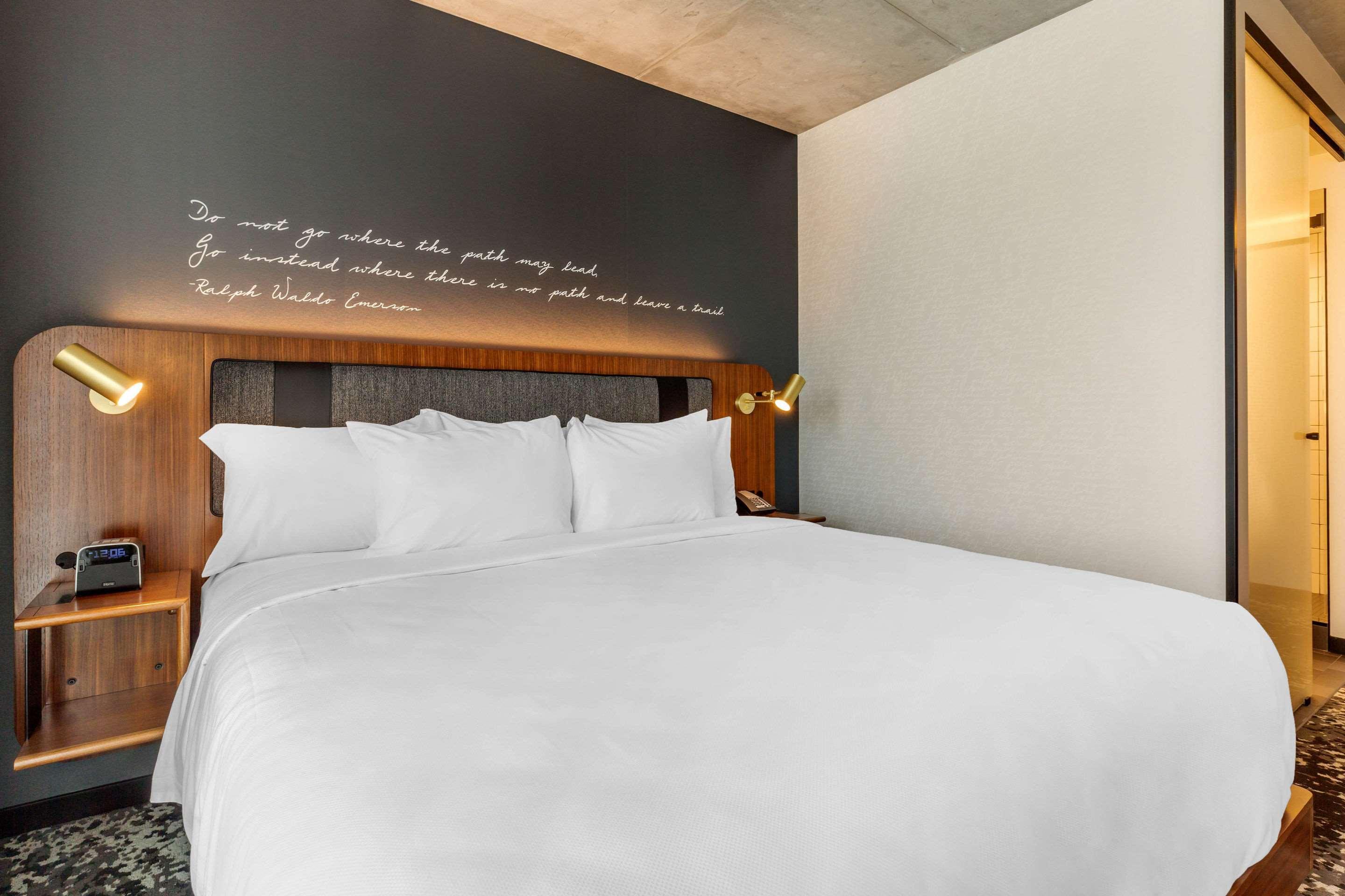 Cambria Hotel Boston Downtown - Seaport Bagian luar foto