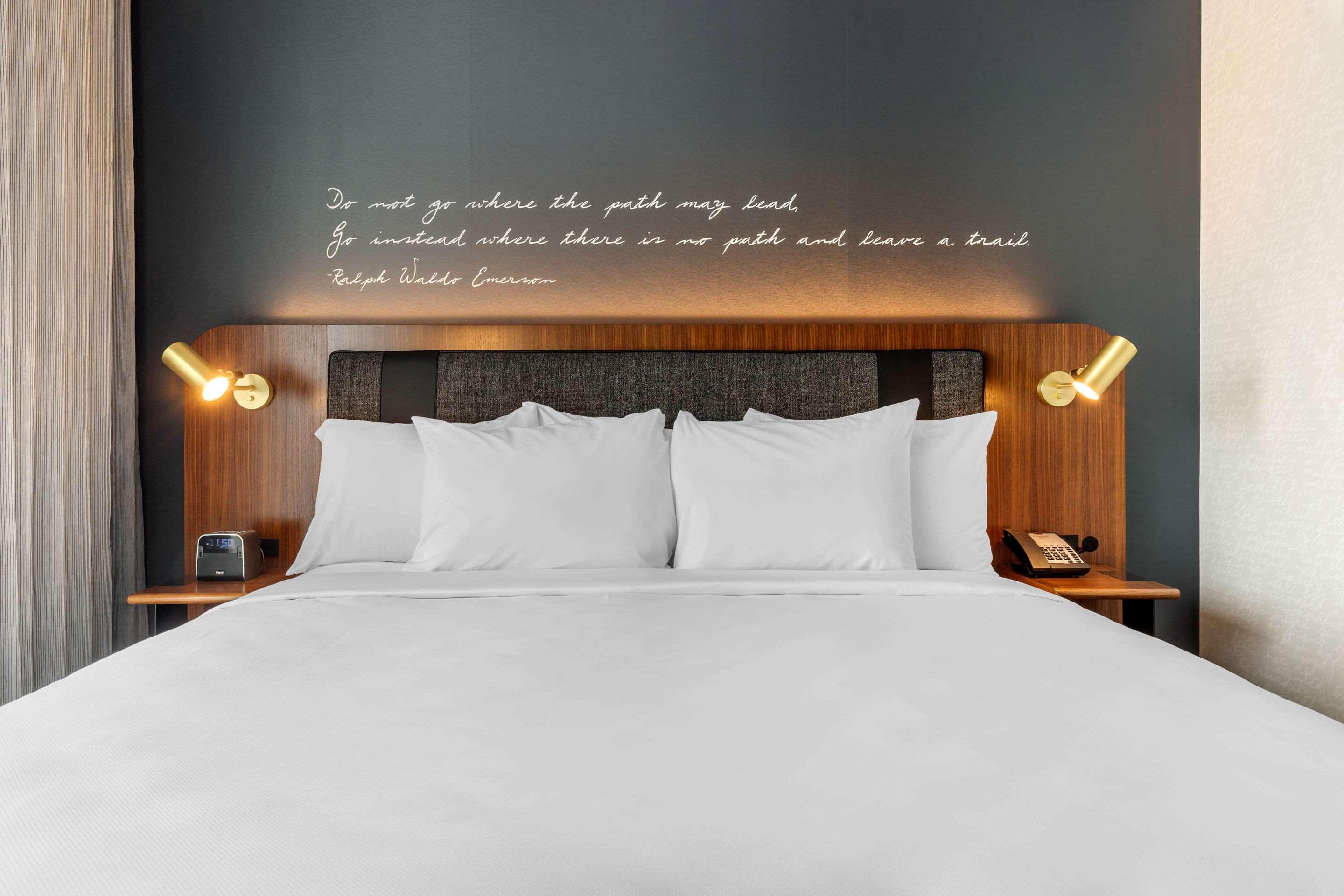 Cambria Hotel Boston Downtown - Seaport Bagian luar foto