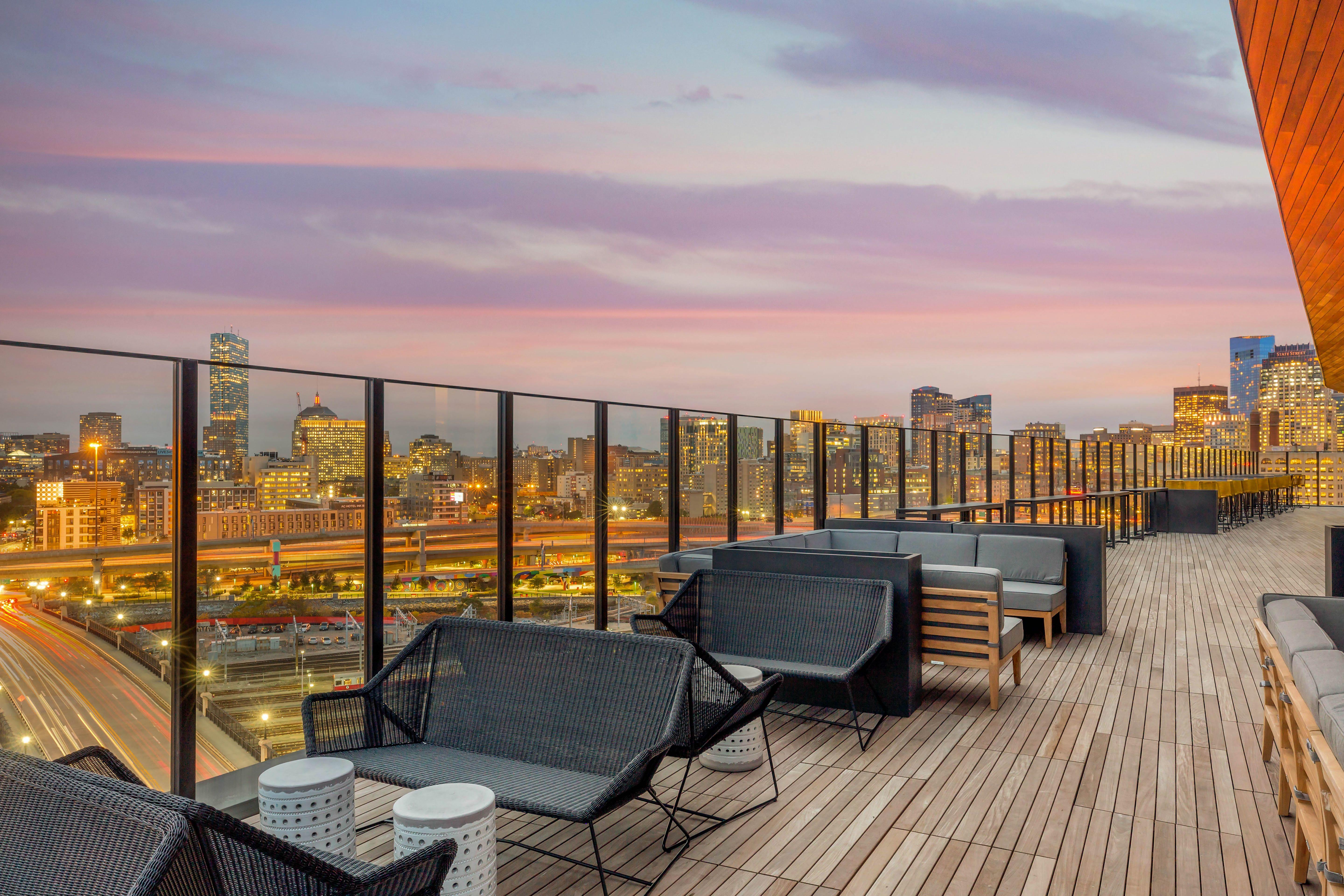 Cambria Hotel Boston Downtown - Seaport Bagian luar foto