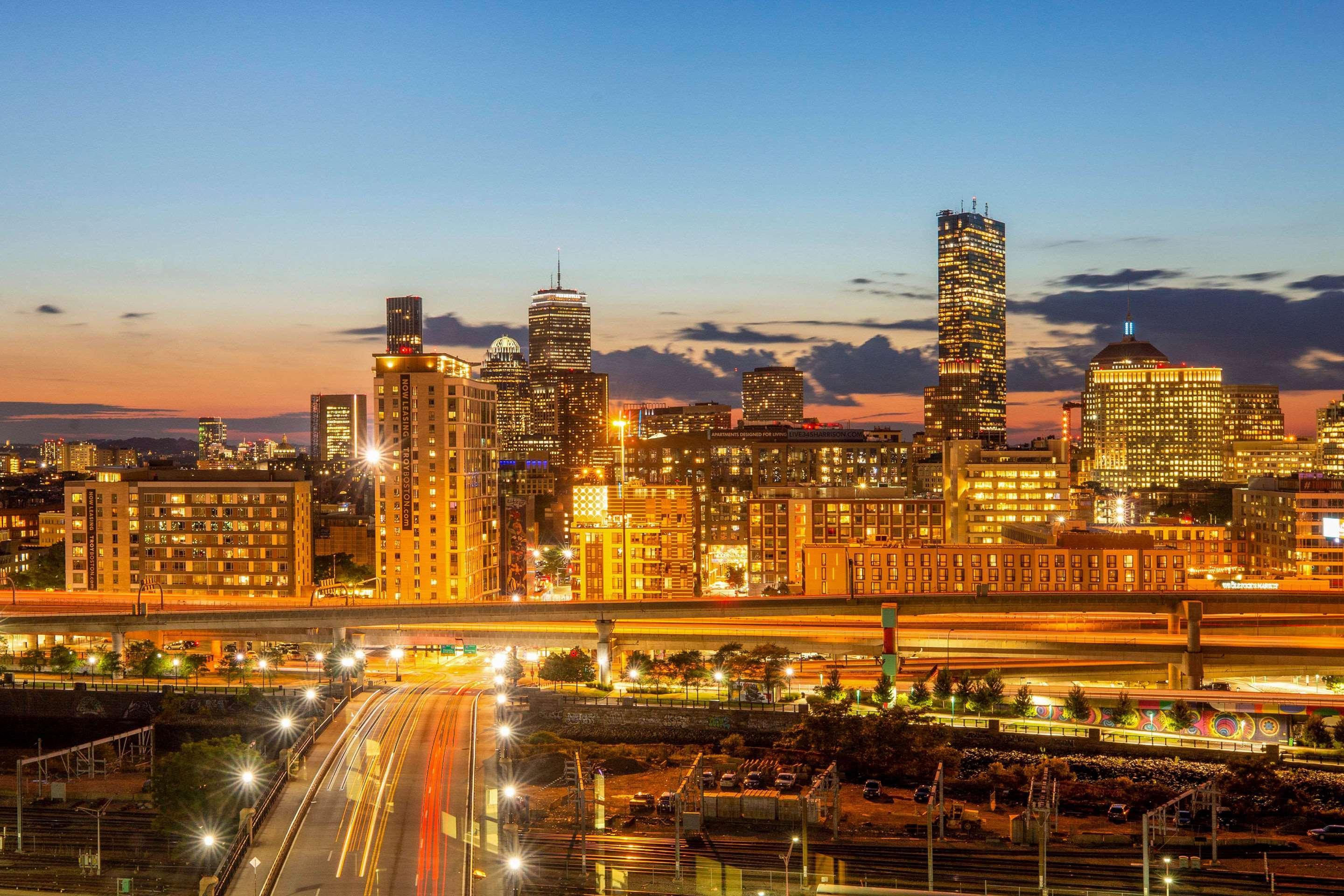 Cambria Hotel Boston Downtown - Seaport Bagian luar foto
