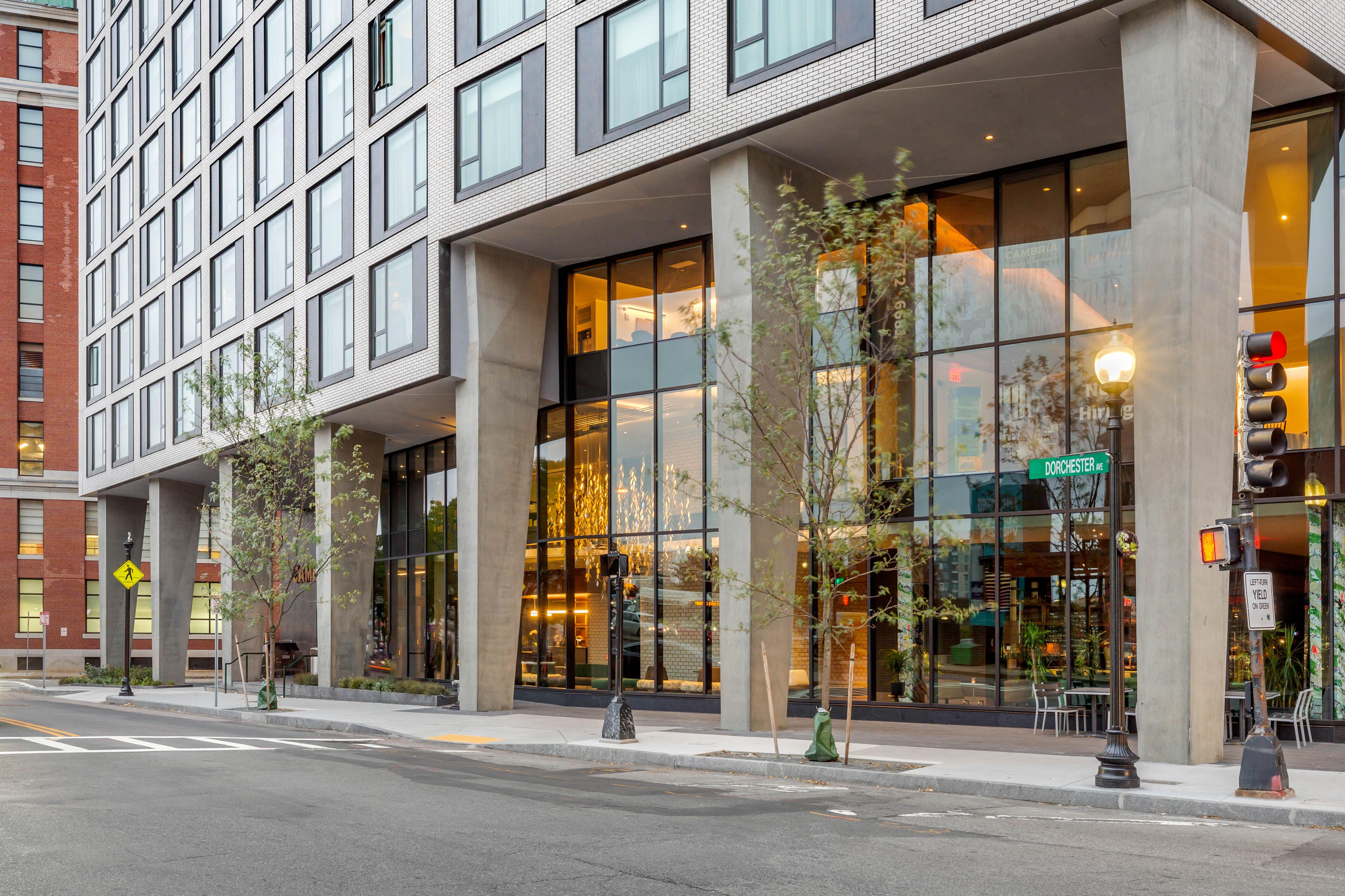 Cambria Hotel Boston Downtown - Seaport Bagian luar foto