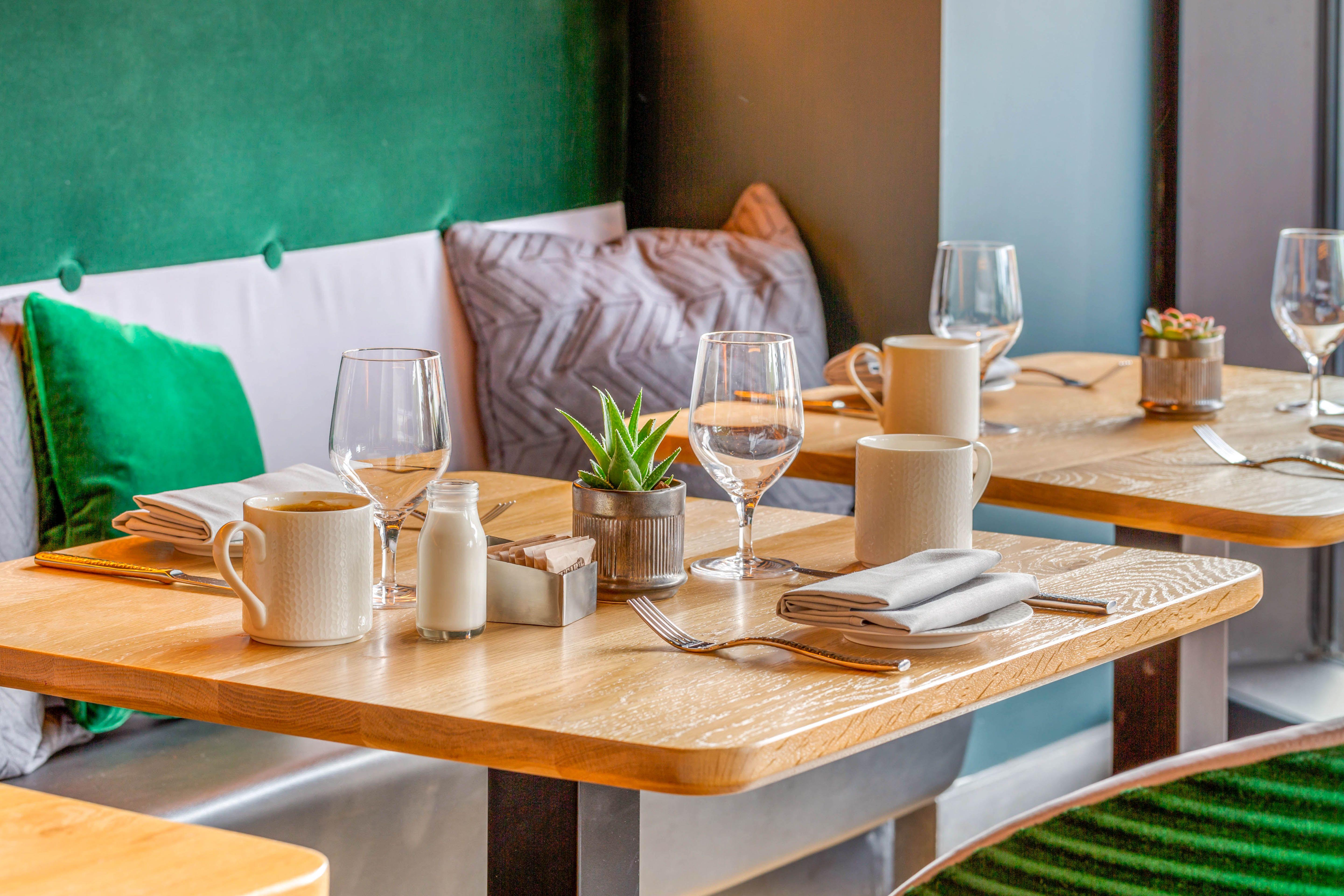 Cambria Hotel Boston Downtown - Seaport Bagian luar foto