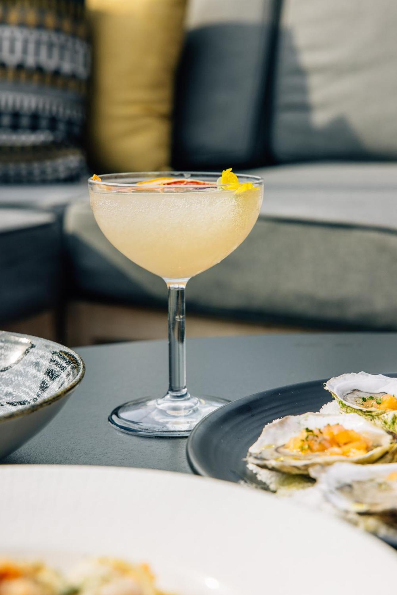 Cambria Hotel Boston Downtown - Seaport Bagian luar foto