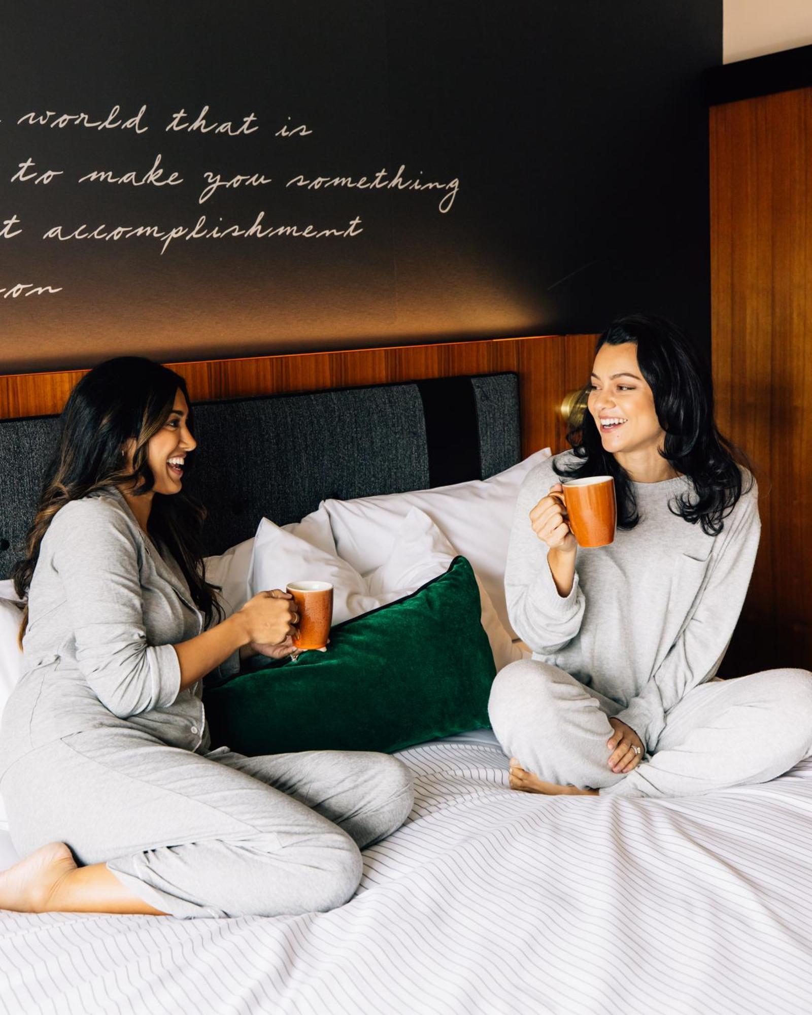 Cambria Hotel Boston Downtown - Seaport Bagian luar foto