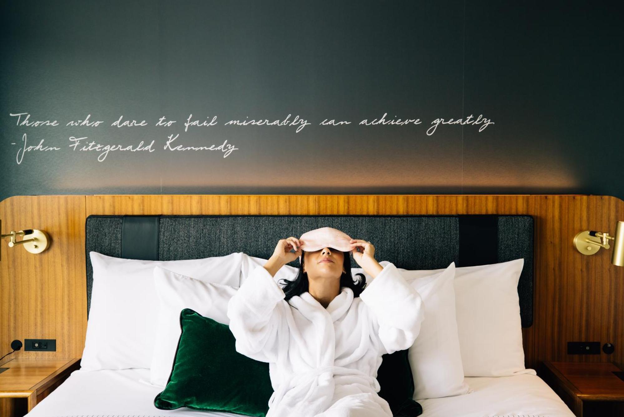 Cambria Hotel Boston Downtown - Seaport Bagian luar foto