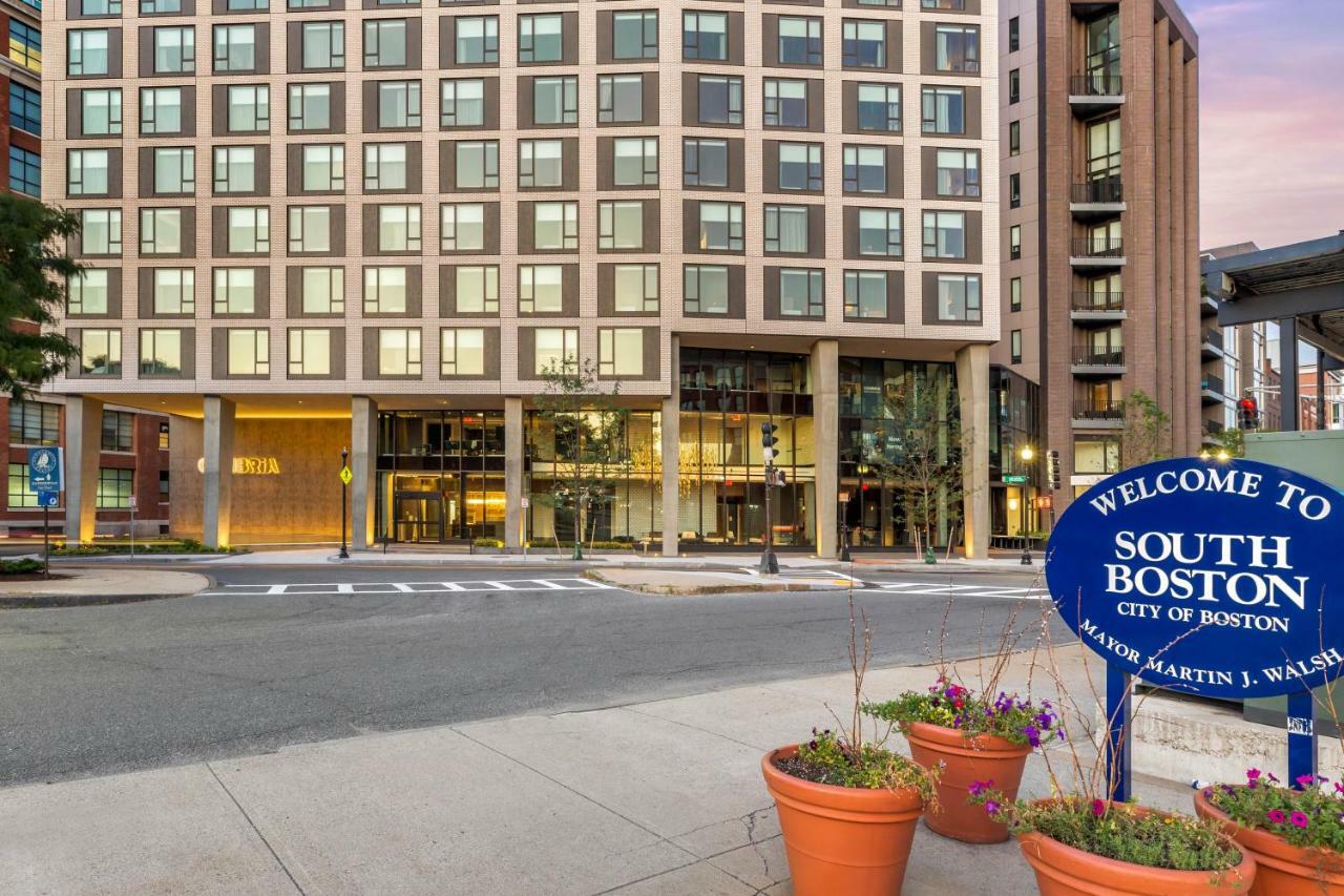 Cambria Hotel Boston Downtown - Seaport Bagian luar foto